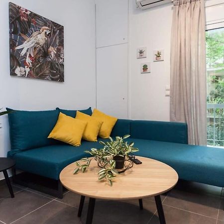 Elegant Urban Escape 1 Bd Apt In Kolonaki Lägenhet Aten Exteriör bild