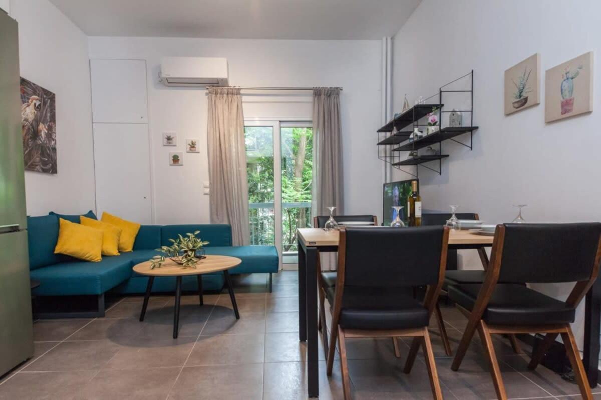 Elegant Urban Escape 1 Bd Apt In Kolonaki Lägenhet Aten Exteriör bild
