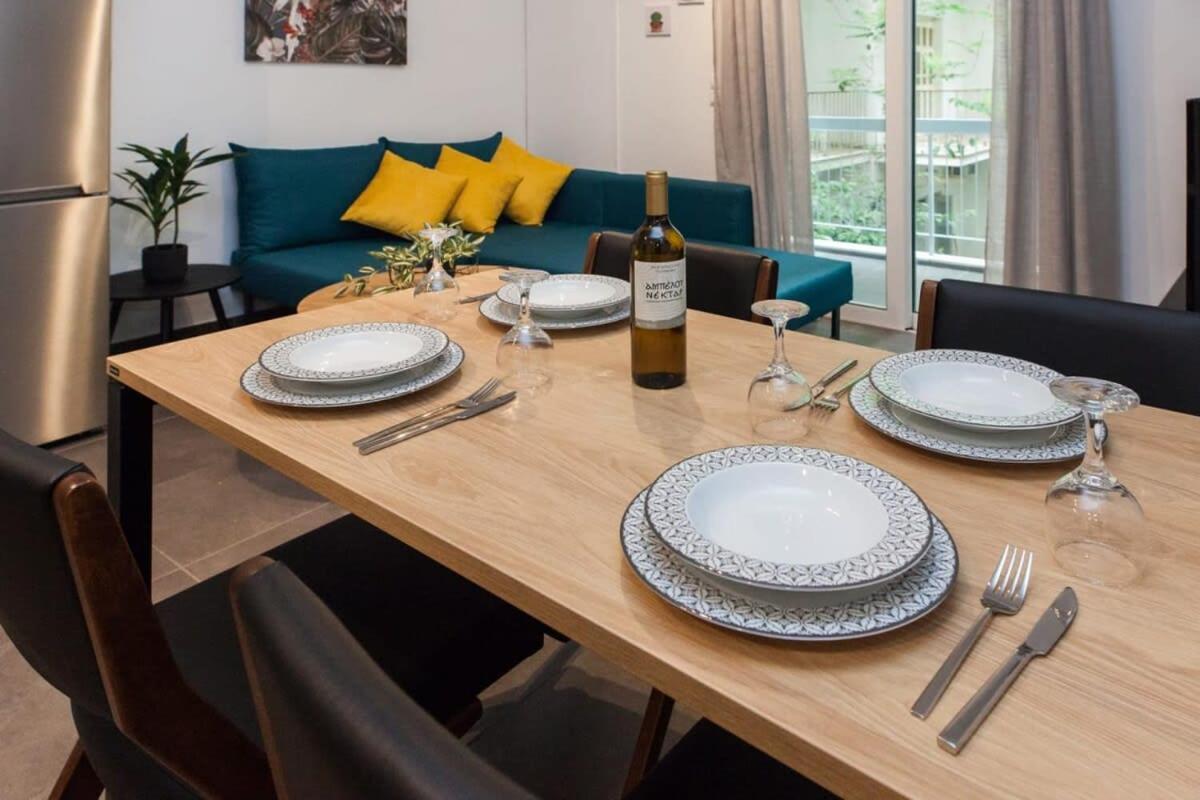 Elegant Urban Escape 1 Bd Apt In Kolonaki Lägenhet Aten Exteriör bild